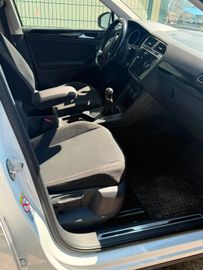 Volkswagen Tiguan - 7