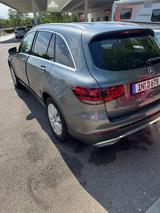 Mercedes-Benz 220 GLC 220 d 4MATIC Autom. - - graue Mercedes-Benz 220