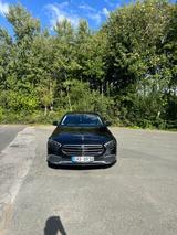 Mercedes-Benz E 220d Exclusive AHK / Distronic / 360 /Memory - Mercedes-Benz 220: Leder