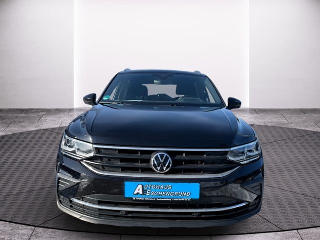 Fahrzeugabbildung Volkswagen Tiguan 2.0 TDI DSG ACTIVE LED NAVI AHK KESSY