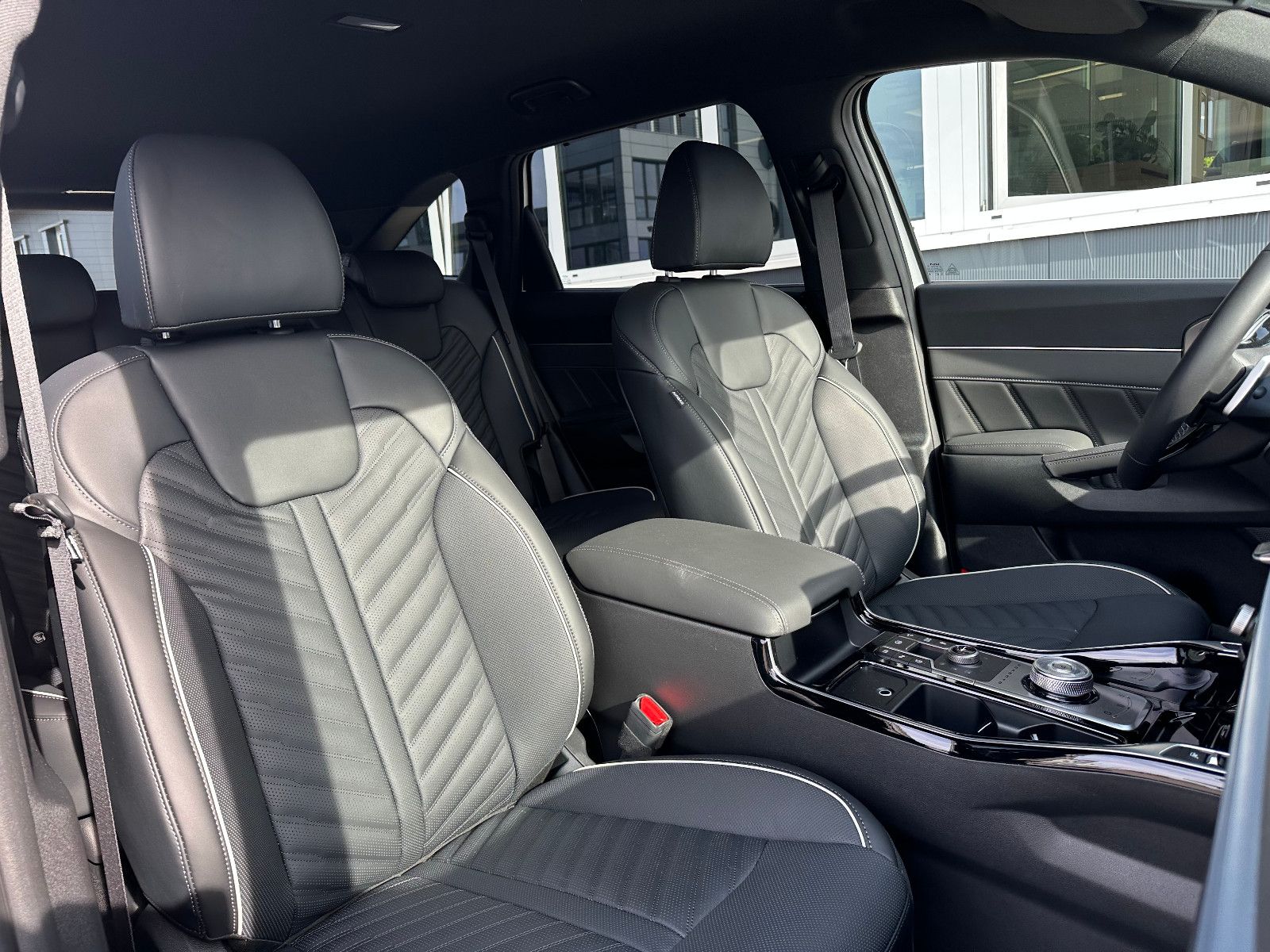 Fahrzeugabbildung Kia Sorento  2.2D AWD PLATINUM 7S NAPPA