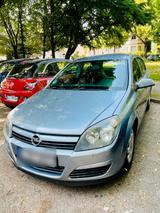 Opel Astra - Opel Astra aus 2004 mit Diesel-Antrieb