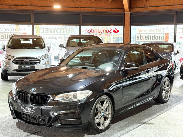 BMW M 235i Coupe Automatik NAVI-LEDER-XENON-KAMERA