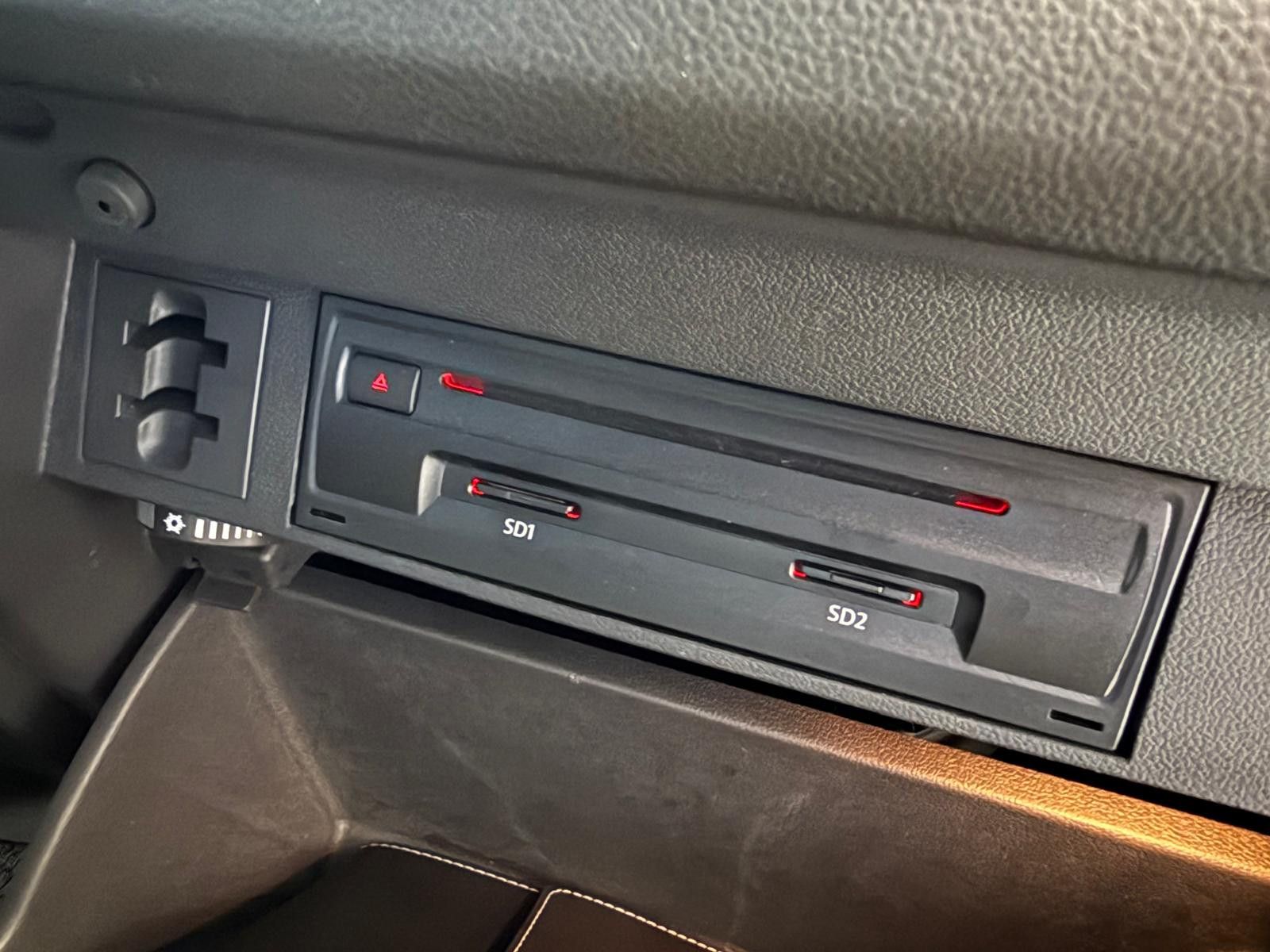 Fahrzeugabbildung Volkswagen Tiguan Allspace IQ.DRIVE/1. Hand / Navi /Digital