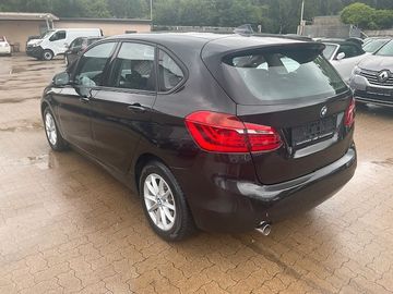 BMW 218 - 9
