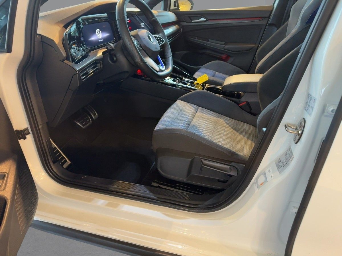 Volkswagen Golf - Bild 9