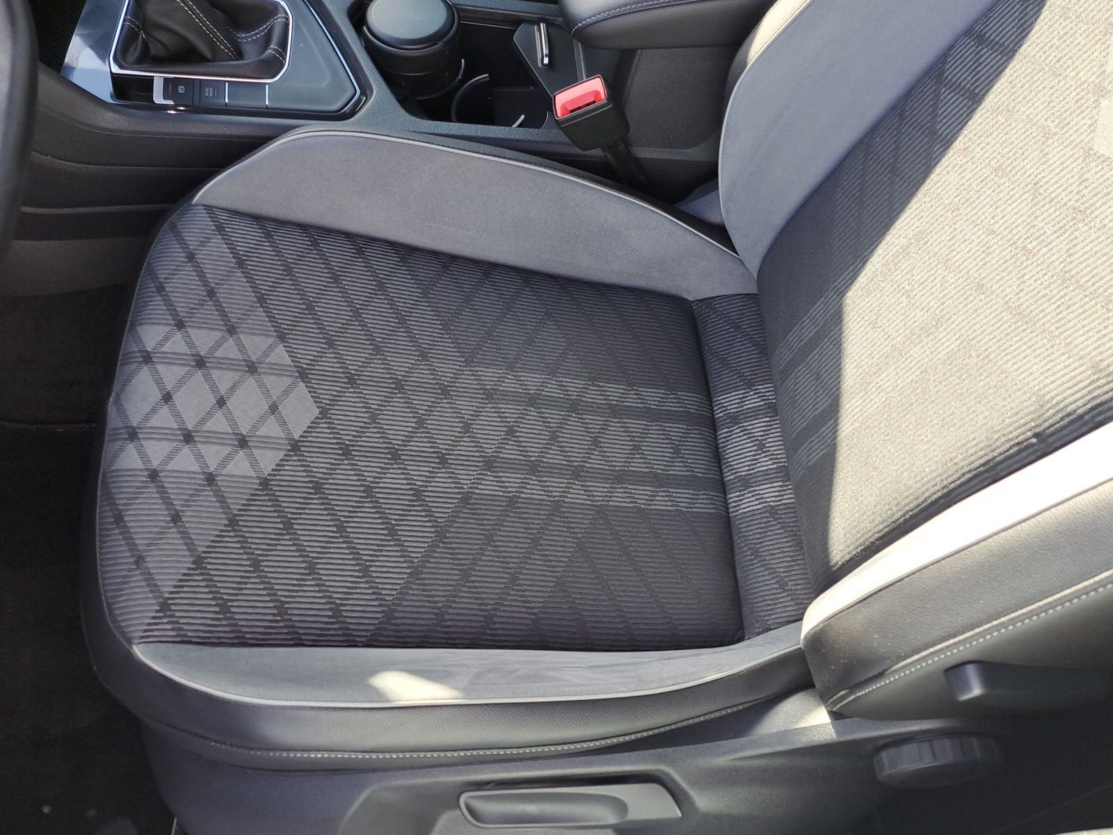 Volkswagen Tiguan - Bild 23