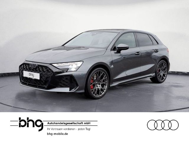 Audi RS 3 Sportback 294(400) kW(PS) S tr onic