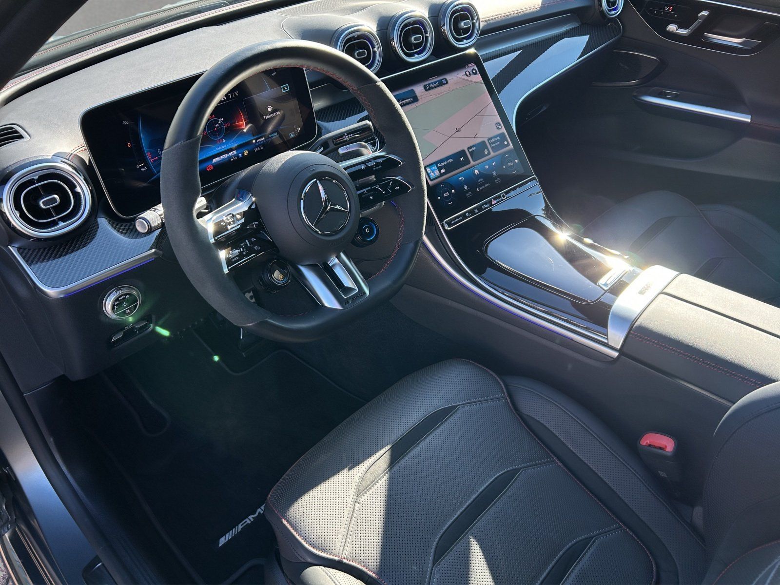 Fahrzeugabbildung Mercedes-Benz C 43 AMG Optik DISTRO Standhzg MAGNO Memo Carbon