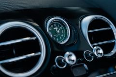 BENTLEY Continental GT 4.0 V8 S 4WD/ SPORT AGA/ MASSAGE BENTLEY Continental GT 4.0 V8 S 4WD/ SPORT AGA/ MASSAGE