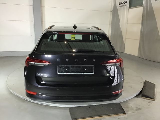 Fahrzeugabbildung Skoda Octavia Ambition 1.5 TSI Combi DSG/Navi/Tempo