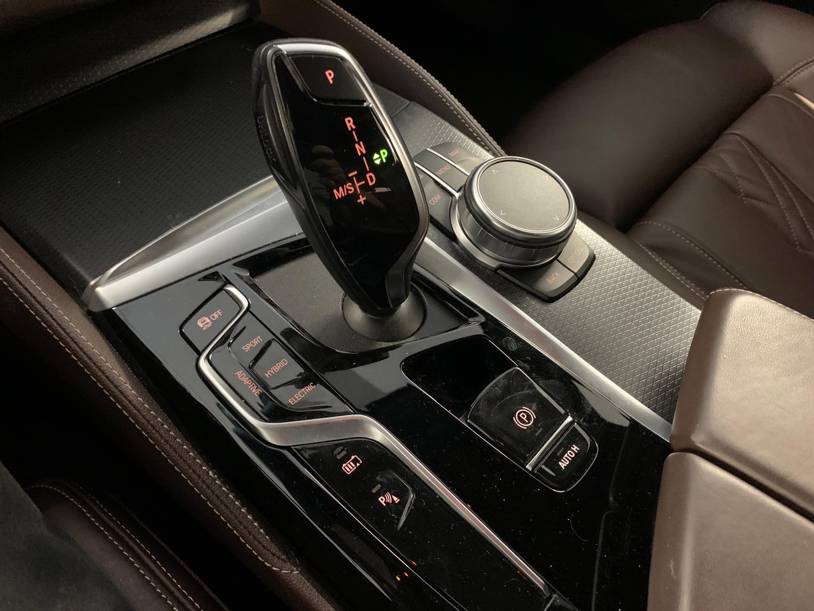 BMW 530 Touring e M Sport|ShadowL|DrivProf|HUD|Laser