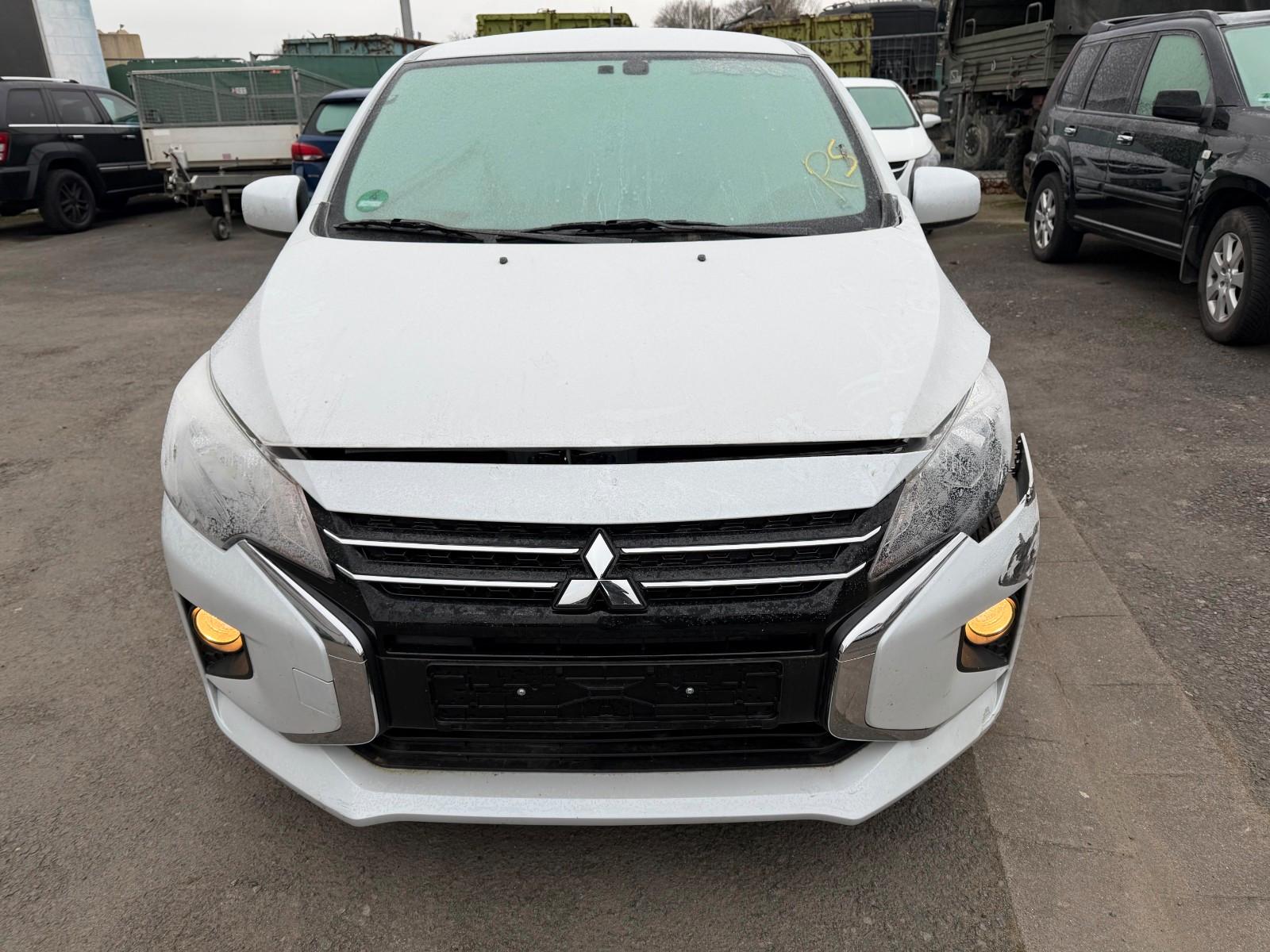 Mitsubishi Space Star Select