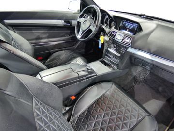 Mercedes E 200 - 12