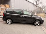 Volkswagen Sharan Highline BMT*Navi*SHZ*Tempomat*TÜVNEU* - Volkswagen Sharan mit Diesel-Antrieb: Kleinbus