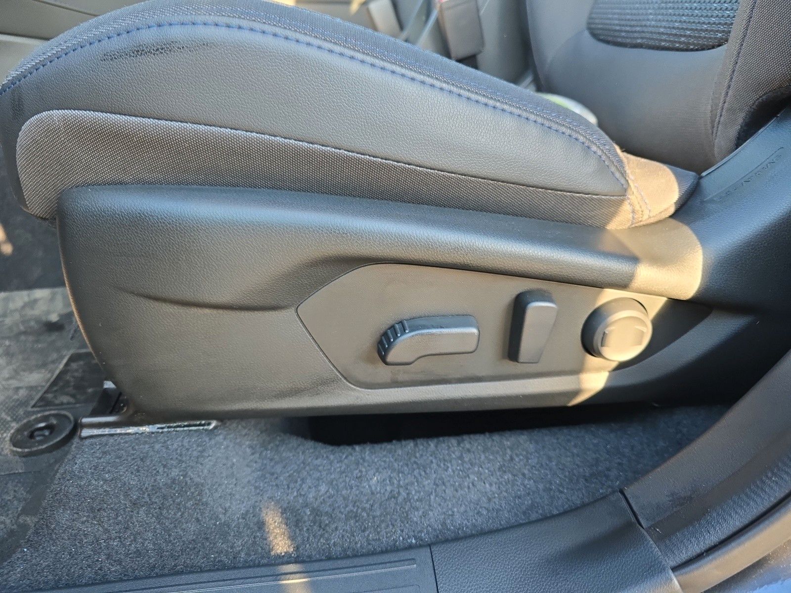 Fahrzeugabbildung Subaru Forester 2.0ie Exclusive AWD NAVI/ACC/LED/SHZ