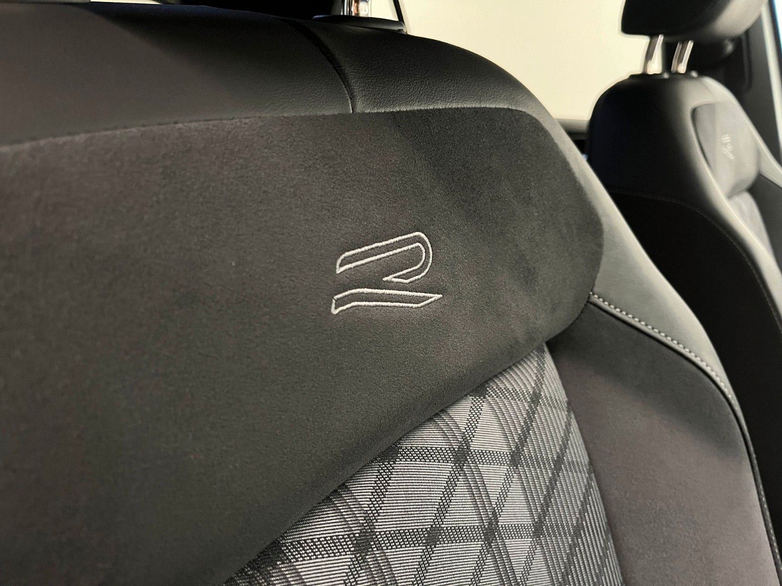 Volkswagen T-Cross - Bild 14