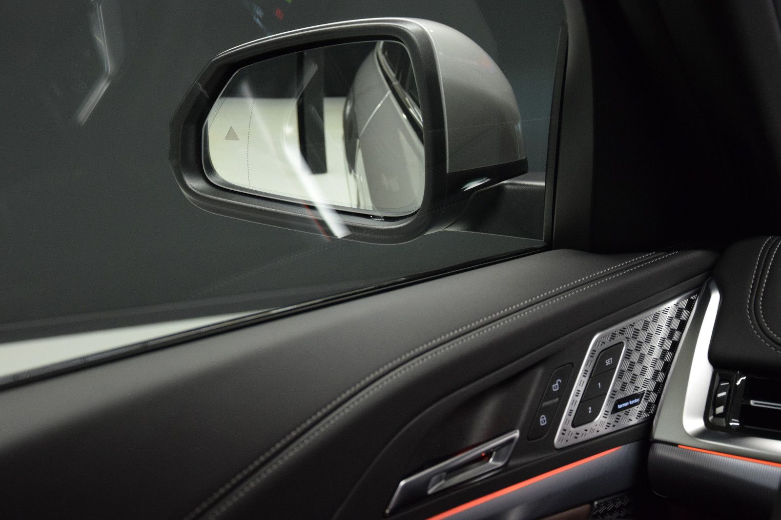 Fahrzeugabbildung BMW X1 23d xDrive M Sport Leder HuD Pano NP: 73.030€