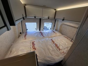 HYMER  ERIBA  HYMERCAR Grand Canyon S CrossOver 4x4 Winterpaket AHK 