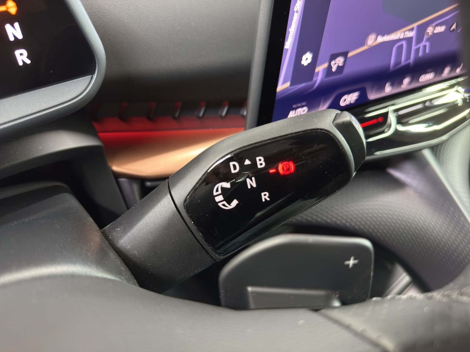 Cupra Tavascan - Bild 12