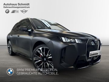 BMW Leasingangebot: BMW iX xDrive60 *778€ netto o. Anz*M Sport Pro*23 Zo