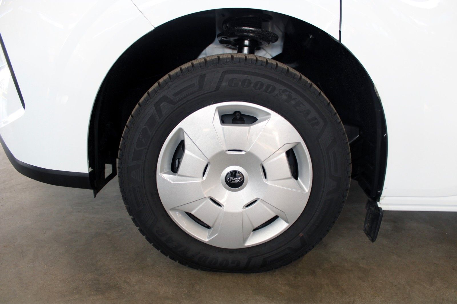 Fahrzeugabbildung Ford Transit Custom L1 TREND AWD Automatik Kasten