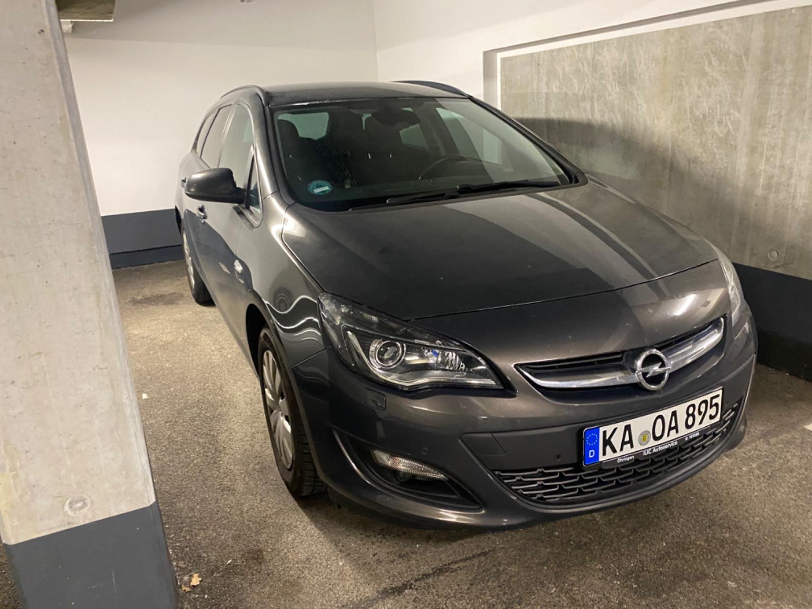 Opel Astra 2015 — photo 9