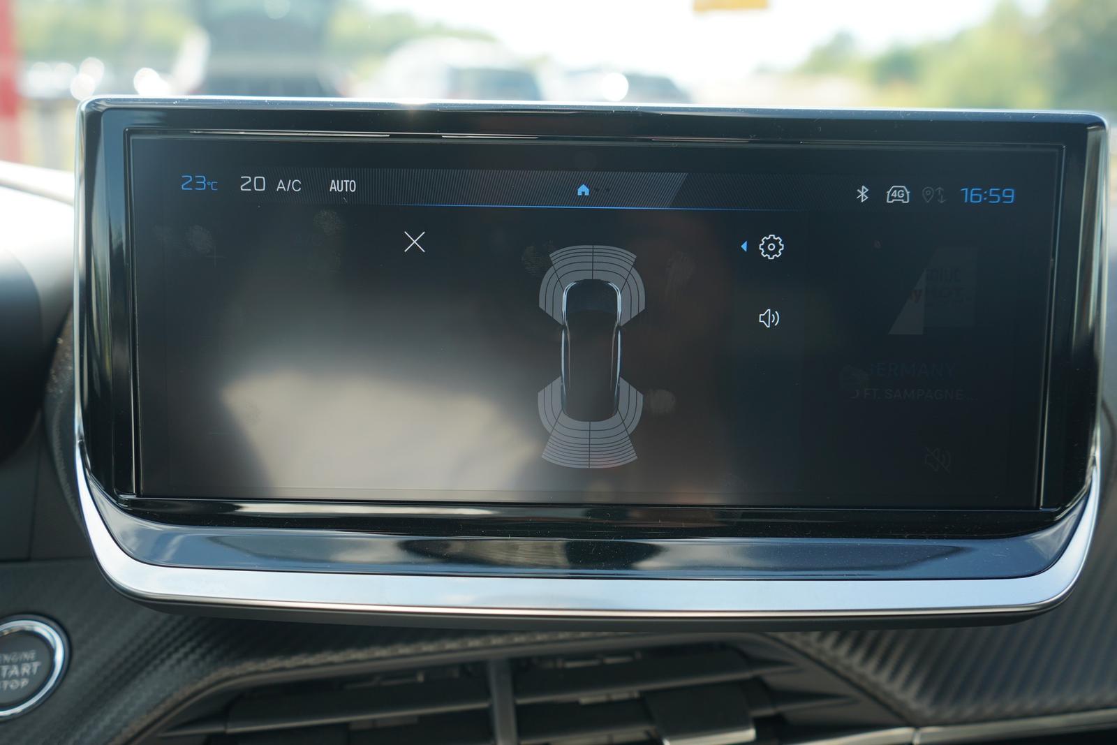 Peugeot 2008 1.2 PureTech LED Navi Tempomat