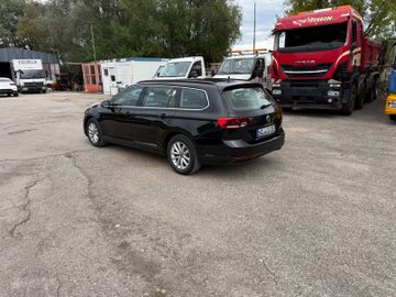 Volkswagen Passat Variant - 7