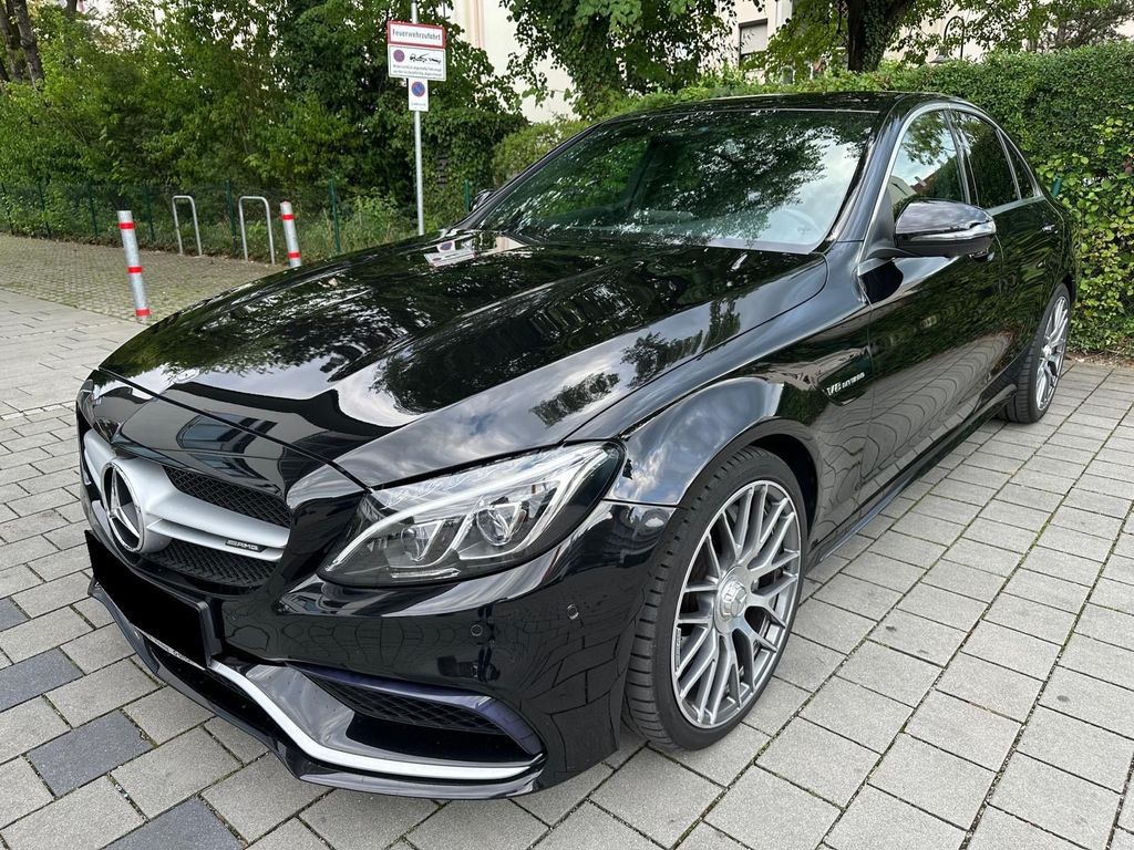 Image of Mercedes-Benz C 63 AMG