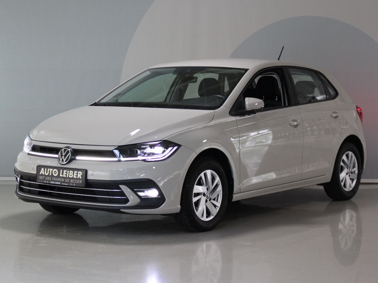 Fahrzeugabbildung Volkswagen Polo 1.0 TSI Style Matrix/ACC/Navi/PDC