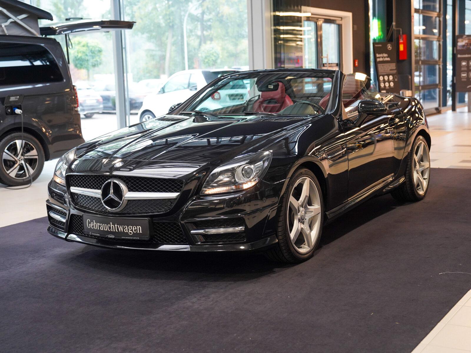 Mercedes-Benz SLK 200 BlueEFFICIENCY Roadster AirscarfAMG Line