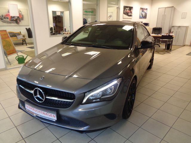 Mercedes-Benz CLA 220 /NAVI/KLIMA/AHK / PDC