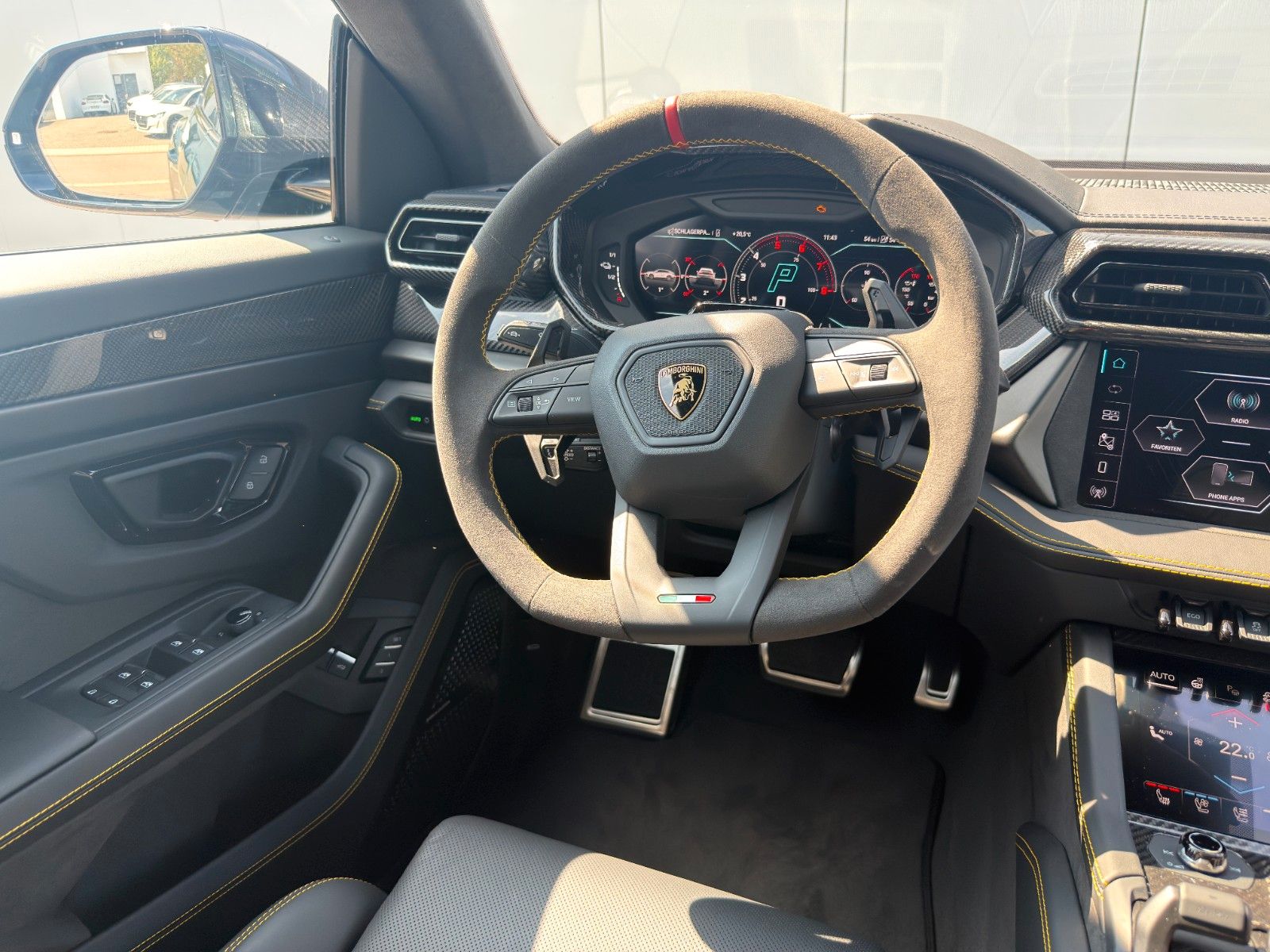 Lamborghini Urus SE FULL CARBON/B&O/MASSAGE/PANO imagem 3