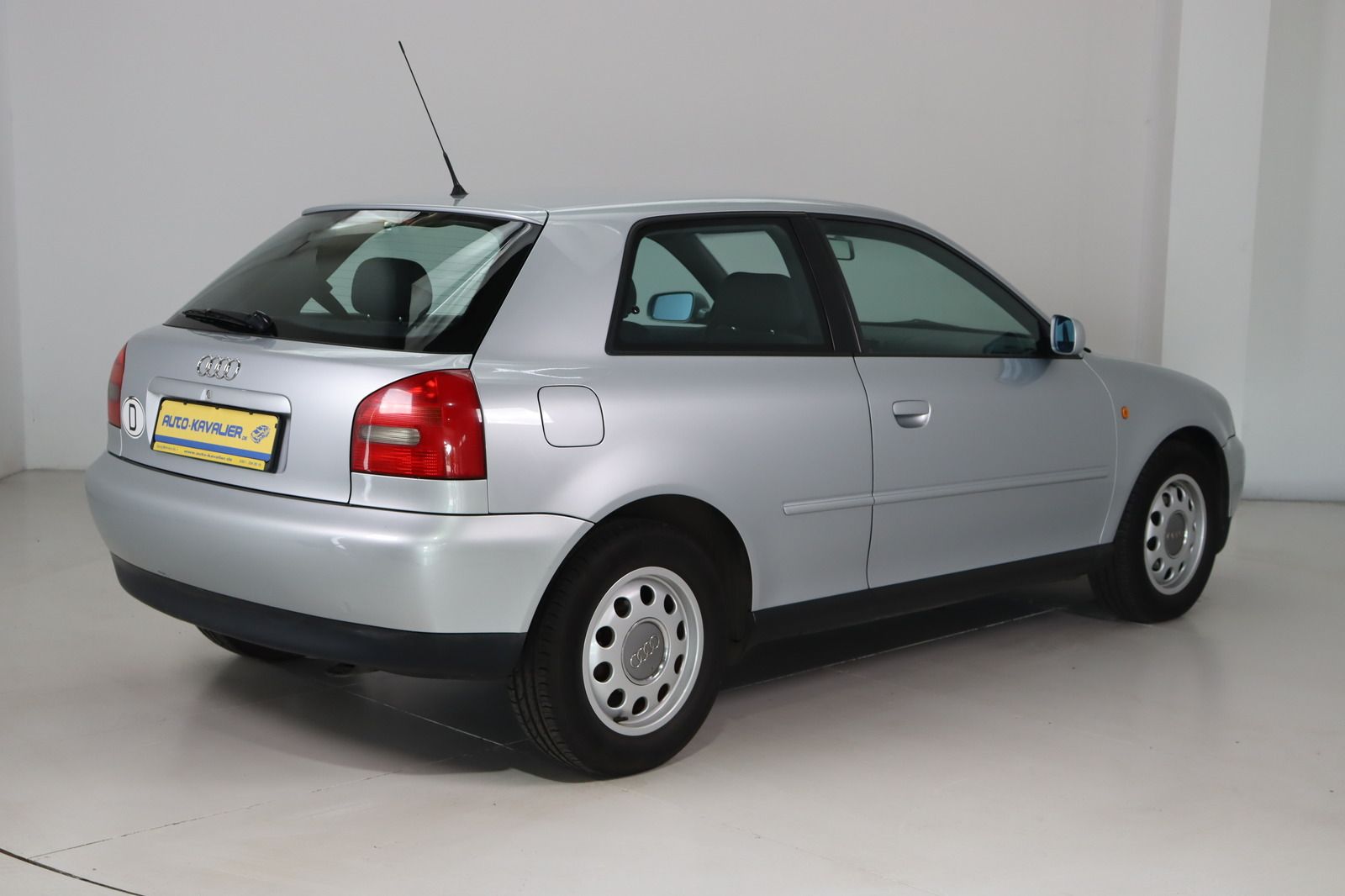 Fahrzeugabbildung Audi A3 1.6 * 1.Hand * HU/AU neu * Klimaaut.