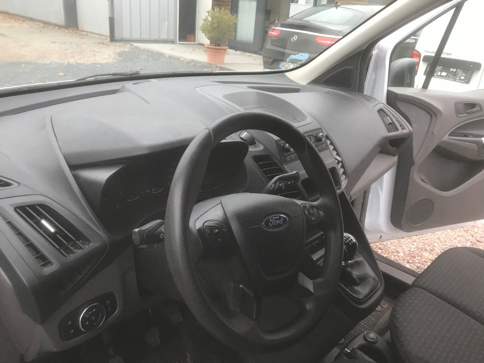 Fahrzeugabbildung Ford Transit Connect Kasten lang Trend,AHK,SHZ,SHg