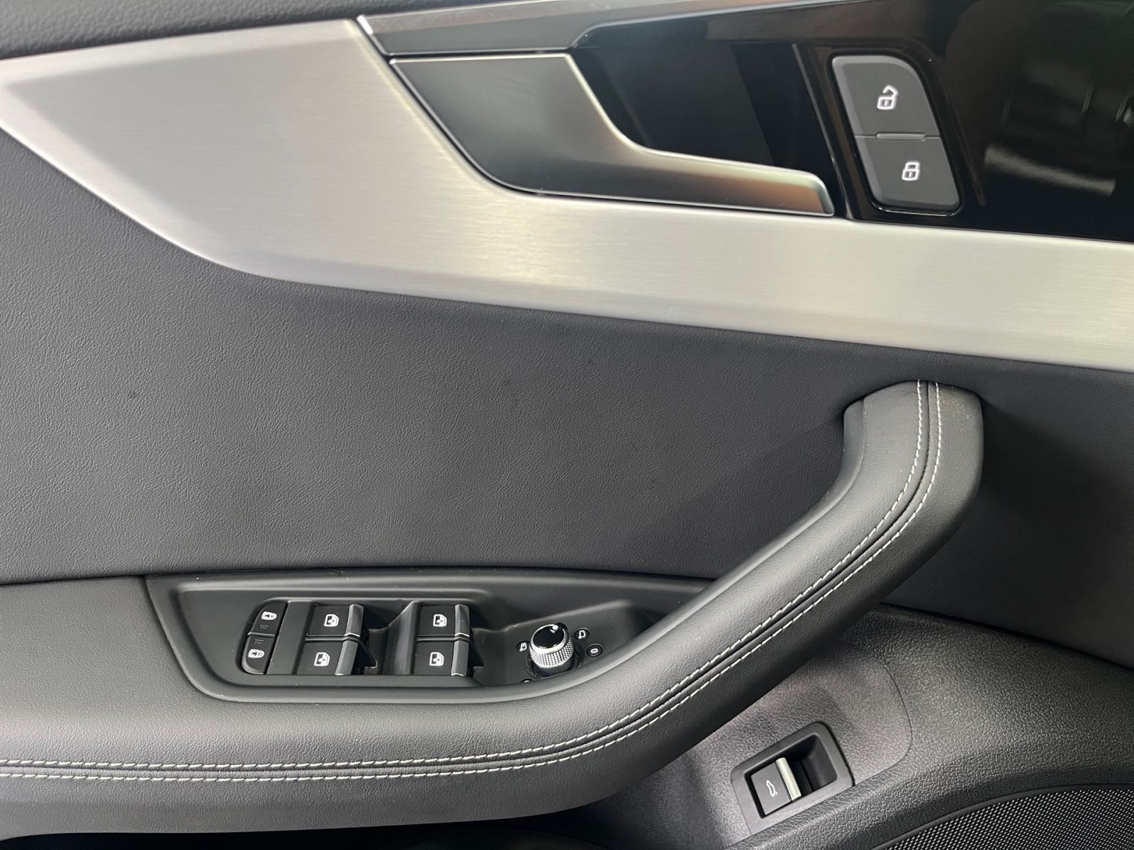 Audi A4 - Bild 7