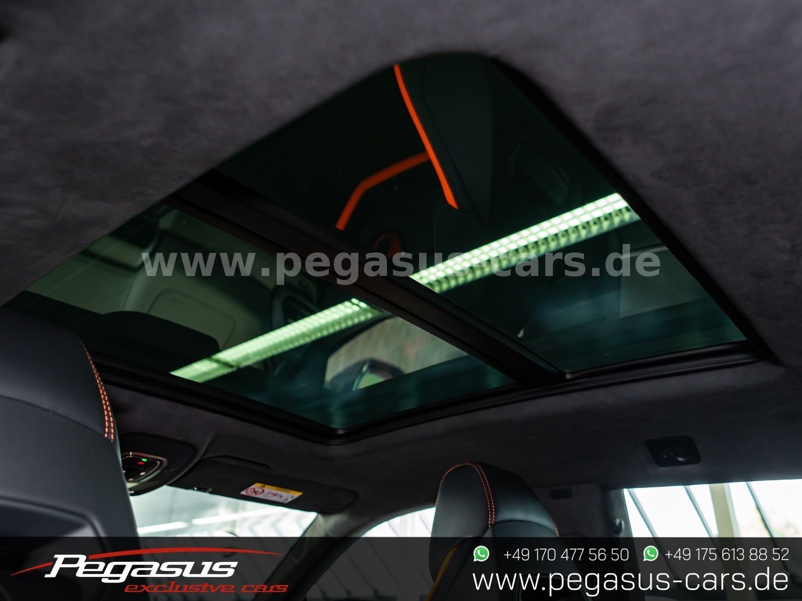 LAMBORGHINI Urus - 30