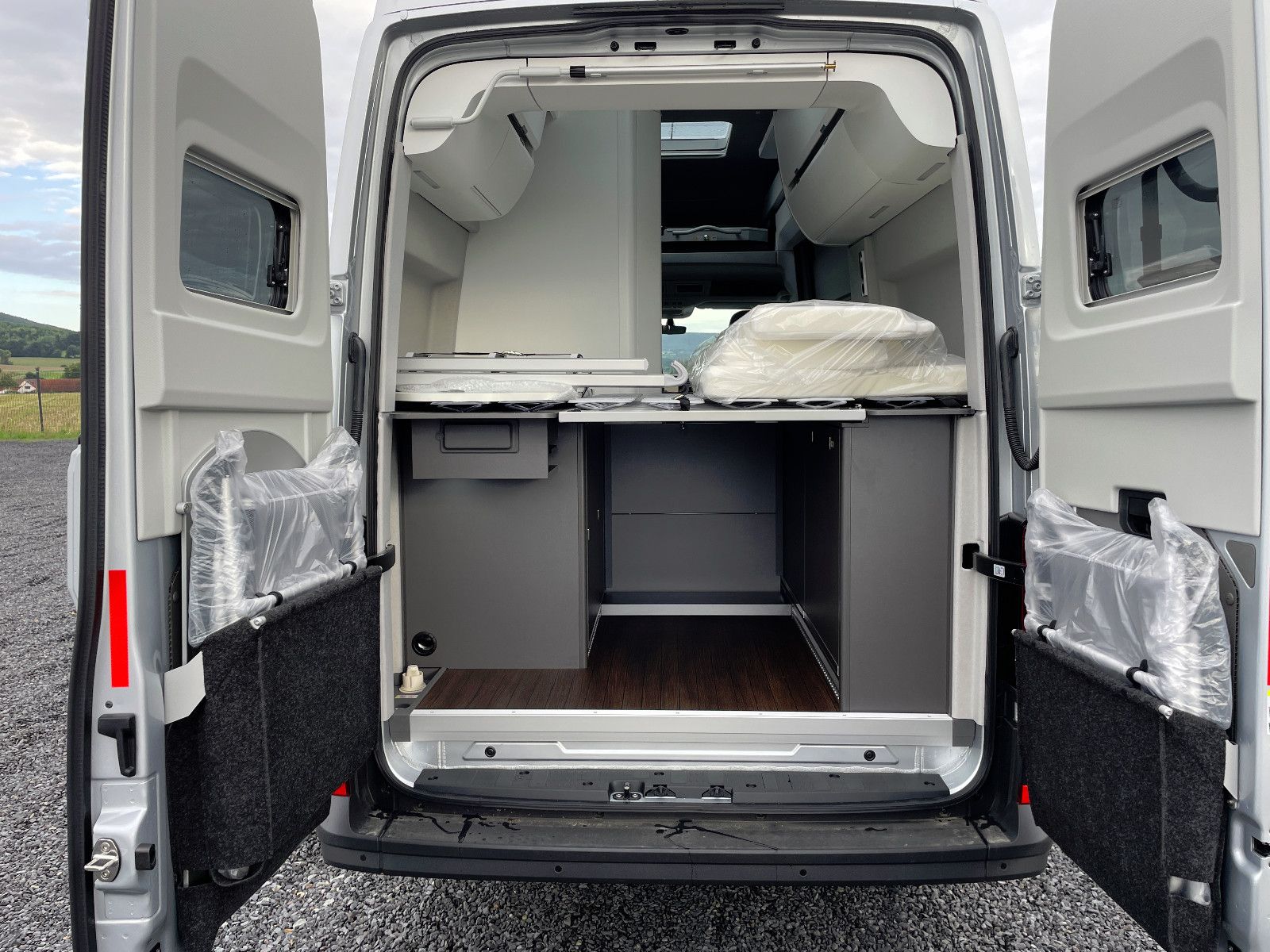 Fahrzeugabbildung Volkswagen Grand California 600*LED* Markise*Radträg. uvm