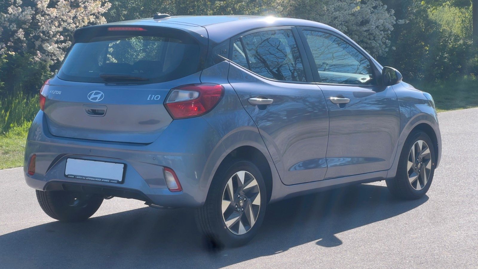Fahrzeugabbildung Hyundai i10 1.0 Trend *Klima*Navi*CarPlay*PDC*RFKamera*