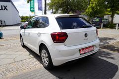 Fahrzeugabbildung Volkswagen Polo VI Comfortline DSG Klima Tempomat PDC TOP!