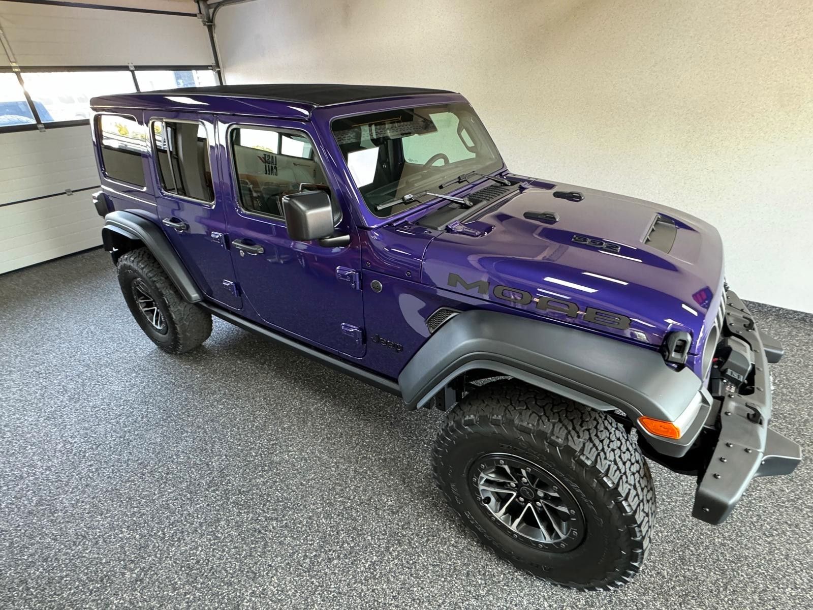 Fahrzeugabbildung Jeep MOAB 392-6.4L HEMI V8-WINDE-SKY ONE-35"
