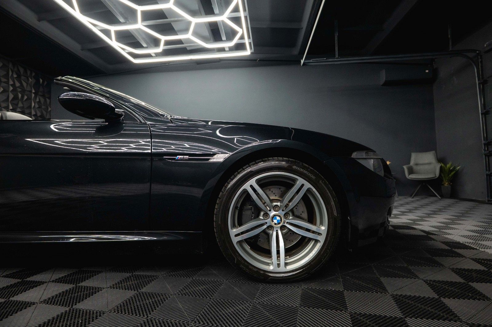 Fahrzeugabbildung BMW M6 Cabrio 5.0 V10 SMG Carbon *Head Up*Bi-Xenon*