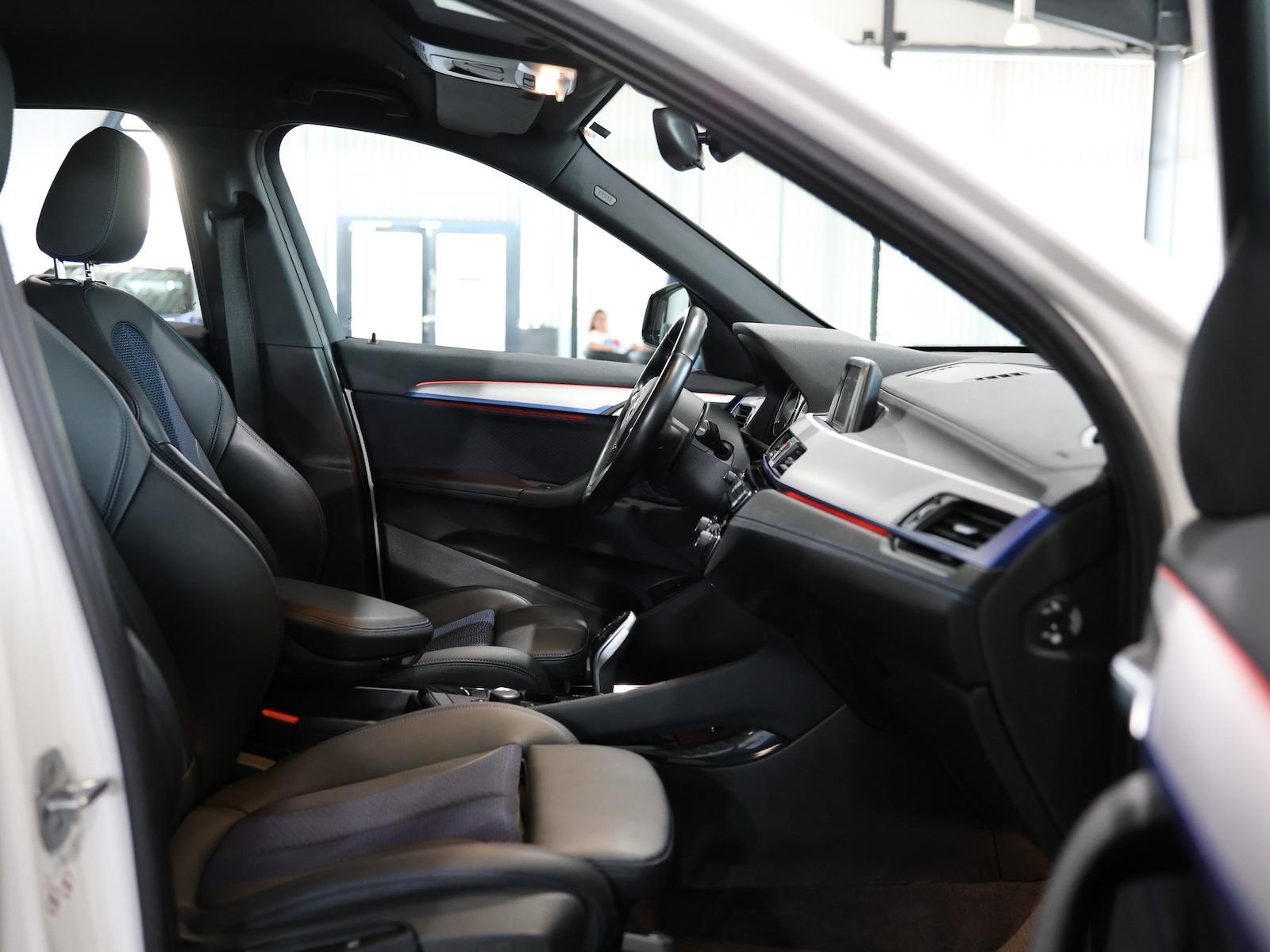 BMW X1 sDrive 20i M-SPORT SHADOW / LED, LEDER, NAVI+, миниатюра 13