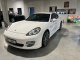Porsche Panamera 4 2.Hand,SH Porsche,8-fach,TOP - Porsche Panamera aus 2011: 4s