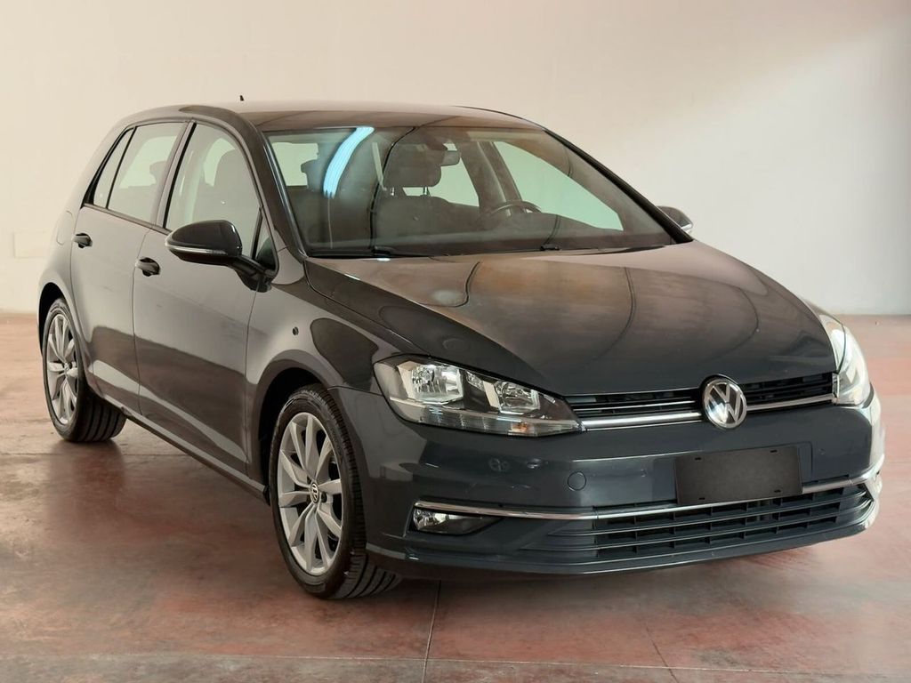 Image of Volkswagen Golf