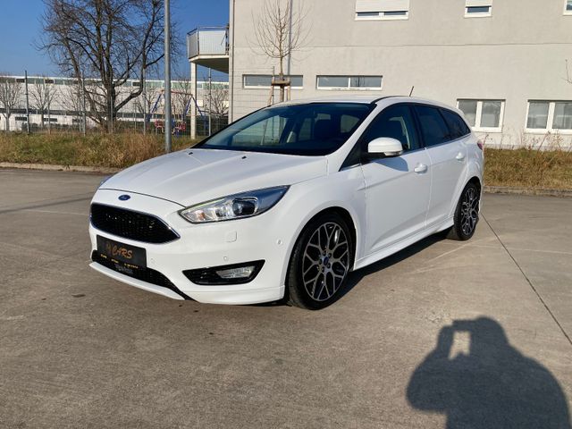 Ford Focus Titanium Sony ST Line Navi Leder Xenon