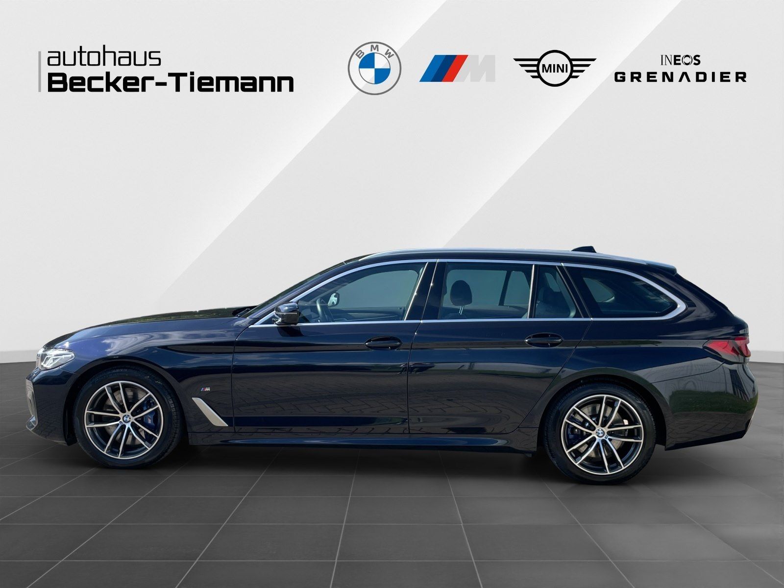 BMW 530d xDrive Touring M Sport | AHK | Driv.Assist. imagem 3