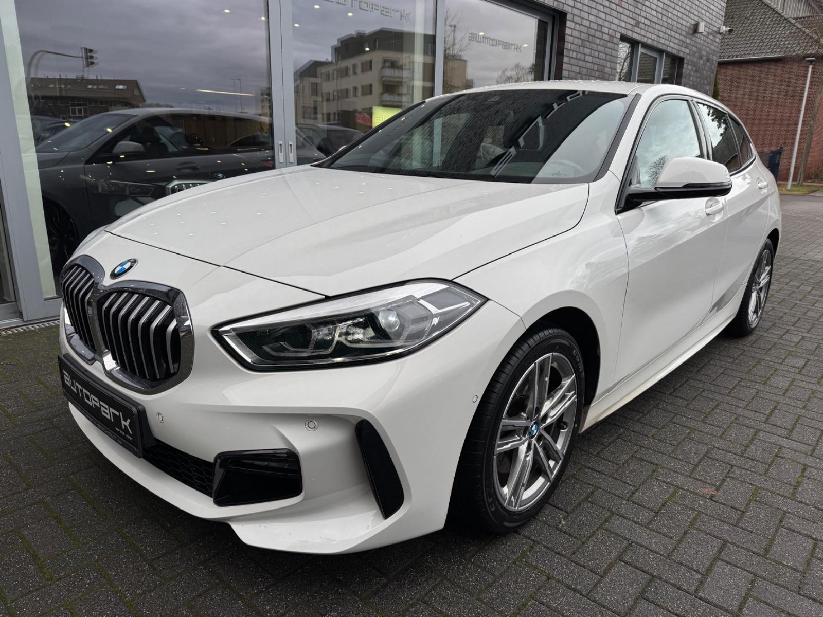 BMW 118d M Sport Kamera Shadow adap.LED AHK AG+ LCPr