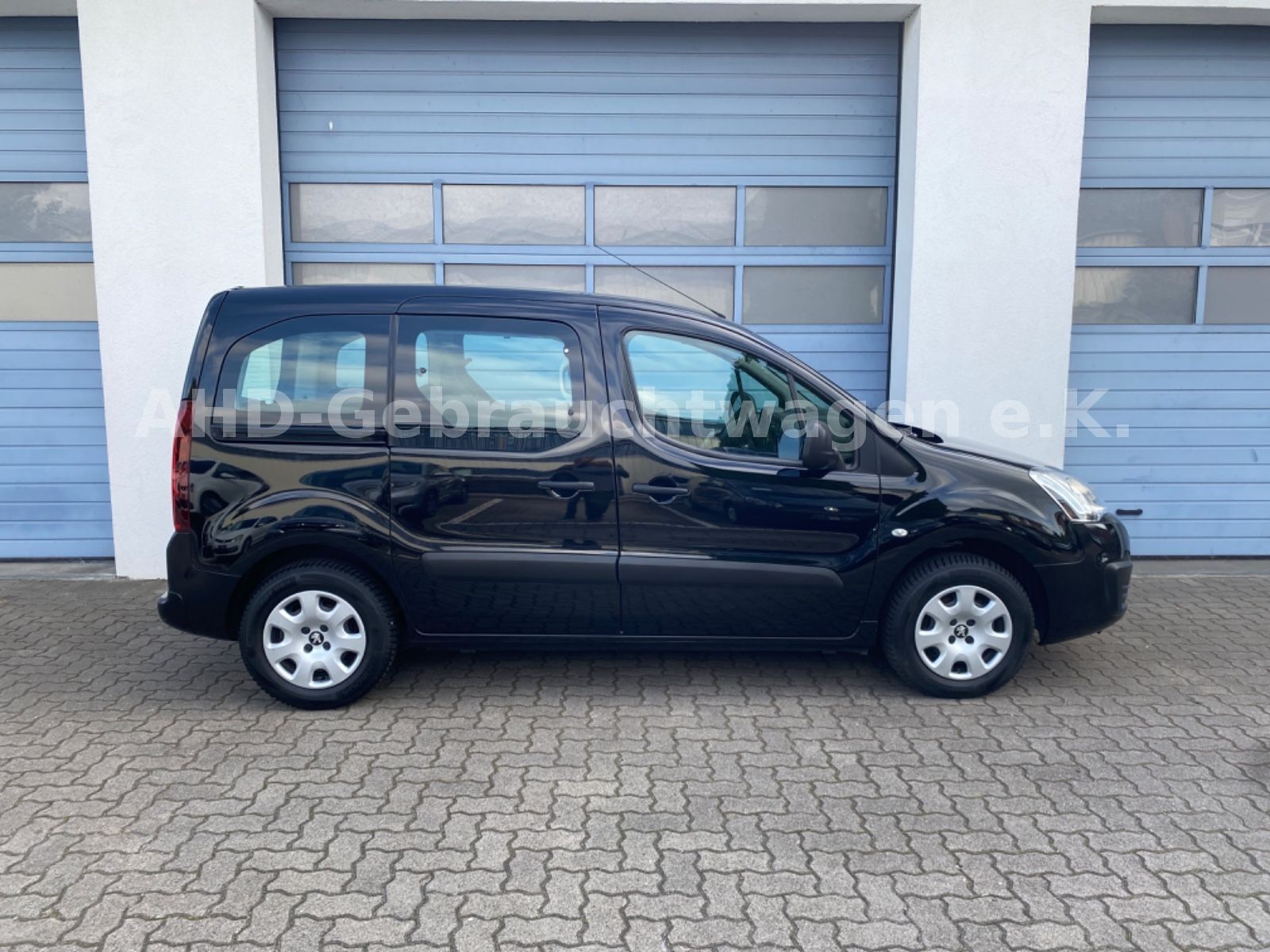 Fahrzeugabbildung Peugeot Partner Tepee 1.6